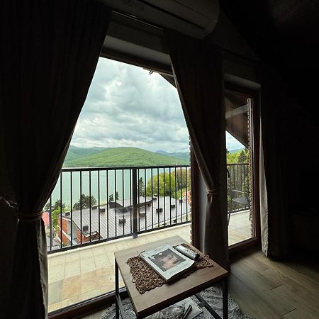 Mavrovi Anovi Villa Nur - Lake View Apartaments מראה חיצוני תמונה